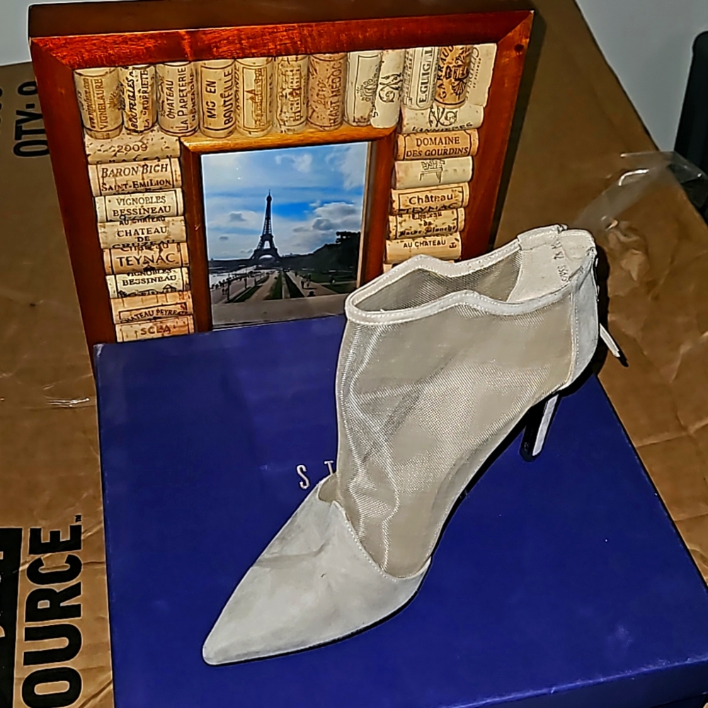 Brand New Stuart Weitzman Booties